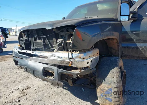 2003 Chevrolet Silverado 2500Hd Lt from USA, damaged, VIN 1GCHK23U03F180167